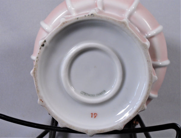 Czechoslovakia Vase Bungalow Bill Antiquee