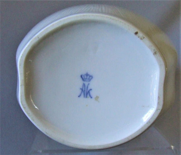 White Porcelain Vase West Germany AK Kaiser Mid Century Modern