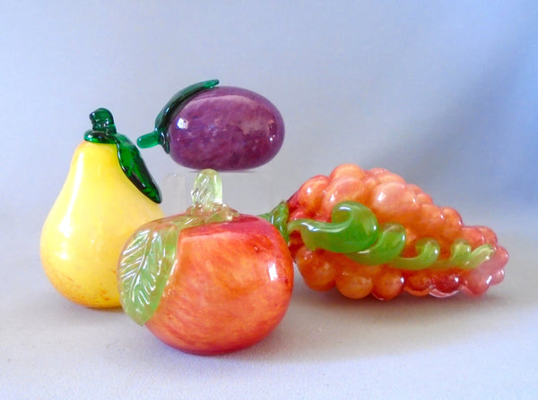 Art glass fruit Bungalow Bill Antiques